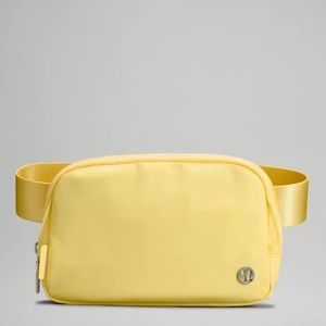 Lululemon Sunray yellow belt bag